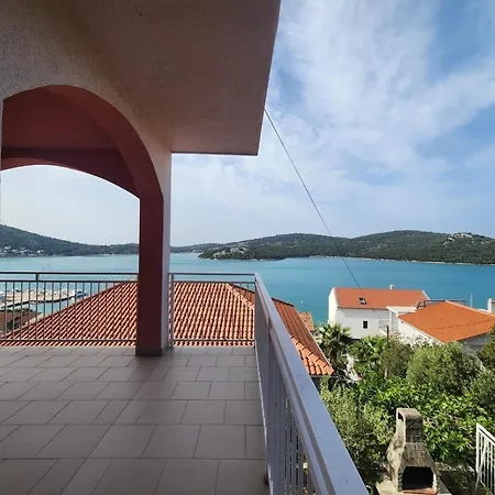 Seasalt Apartments Tisno Extérieur photo
