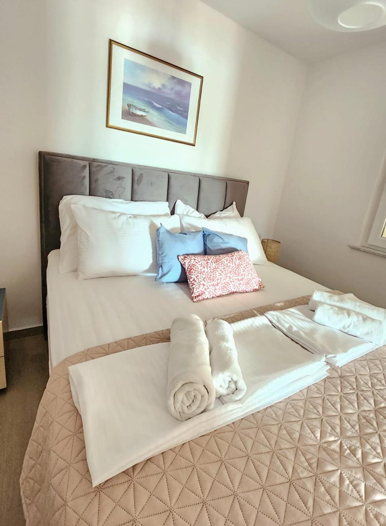 Seasalt Apartment
